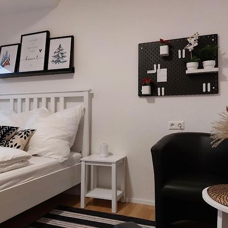 Rooftop Apartmens Ulm - Komfortable Neue Gemeinschaftsunterkunft Im Herzen Von Ulm - Raum 1 Eksteriør billede