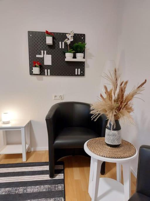 Rooftop Apartmens Ulm - Komfortable Neue Gemeinschaftsunterkunft Im Herzen Von Ulm - Raum 1 Eksteriør billede